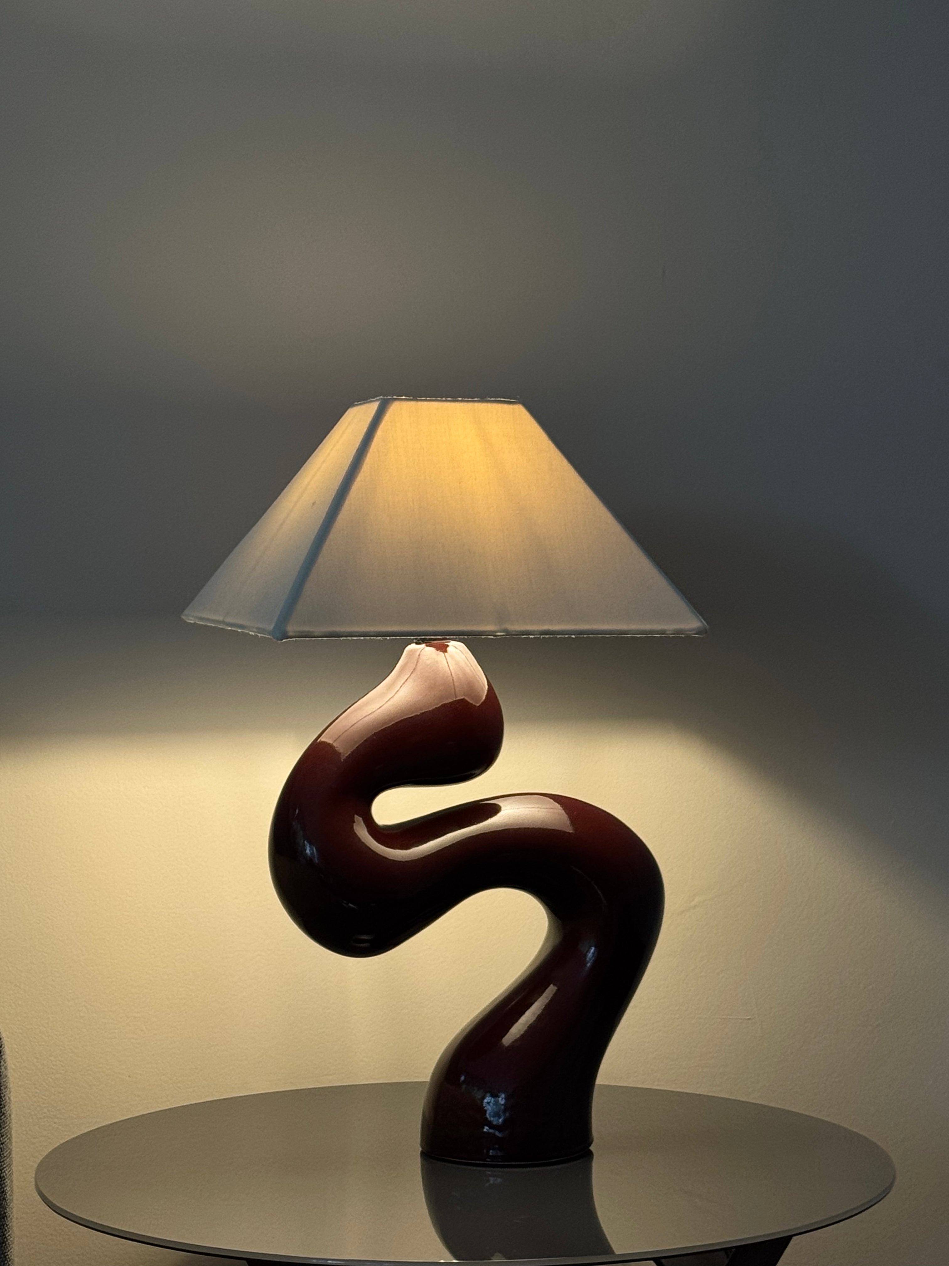 Avia Lamp